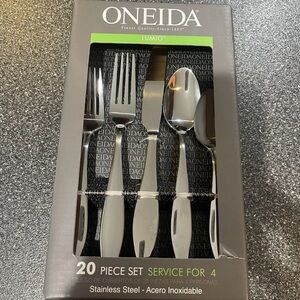 Oneida Lumio Silver Flatware Set - 20 Pieces